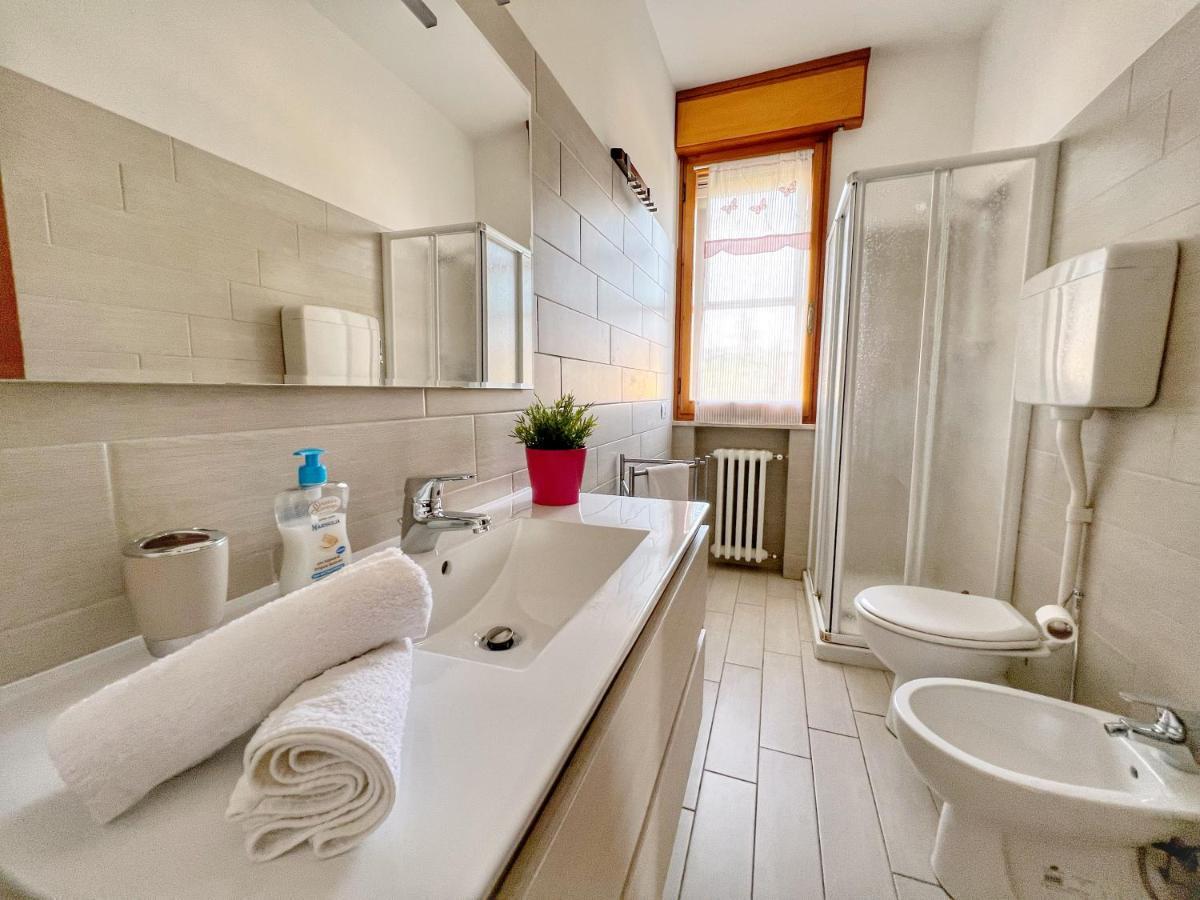 Lovely Apartment A Due Passi Dal Mare Rimini Exterior foto